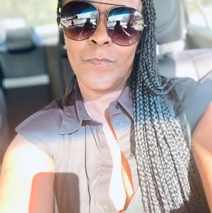 Meet your Posher, Angie